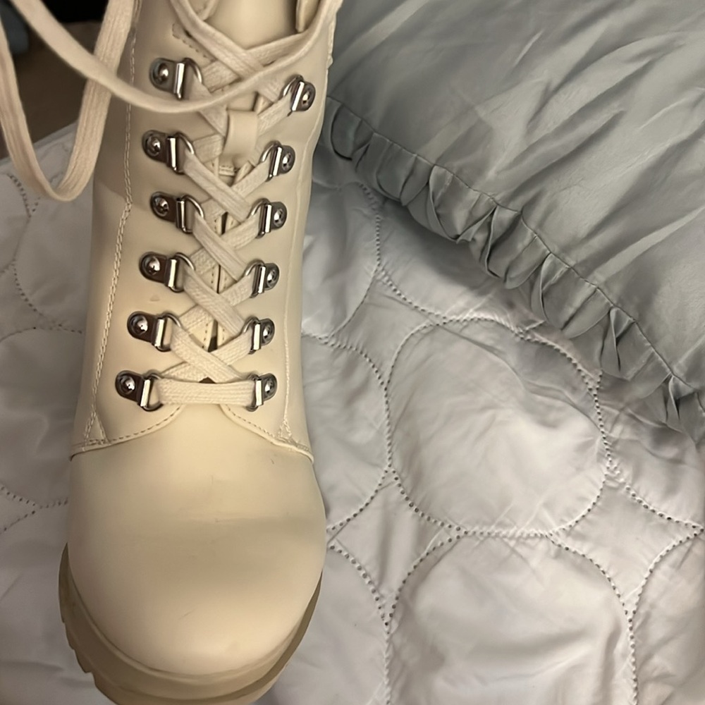 I Bite High Heel Boot Worn Once But Don’t Fit Well - image 3